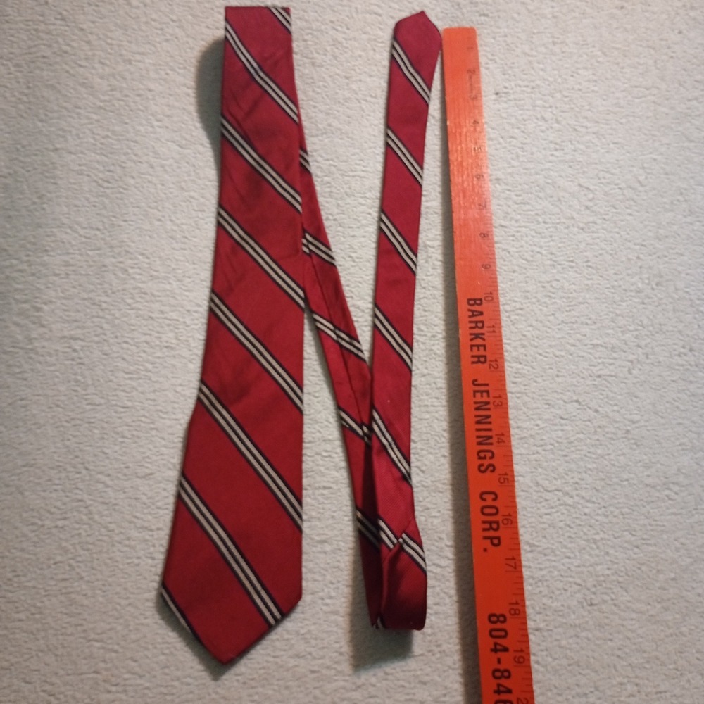Michael Reed Designer Collection Mens Red Navy Tan Striped Silk Tie USA Made
